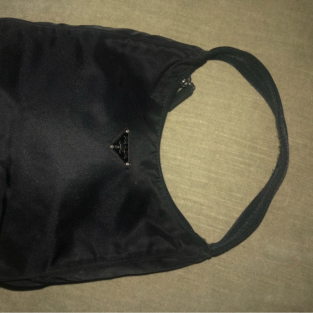 Prada small bag - Picture 8 of 14